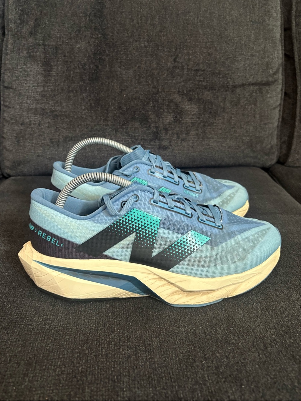 New Balance FuelCell Rebel v4 Men's Size 8.5 Blue Teal Running Shoes MFCXCH4